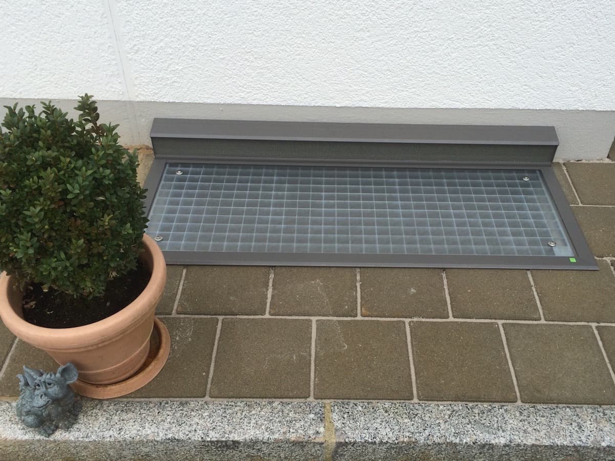 Lichtschachtabdeckungen RESi gegen Wasser
